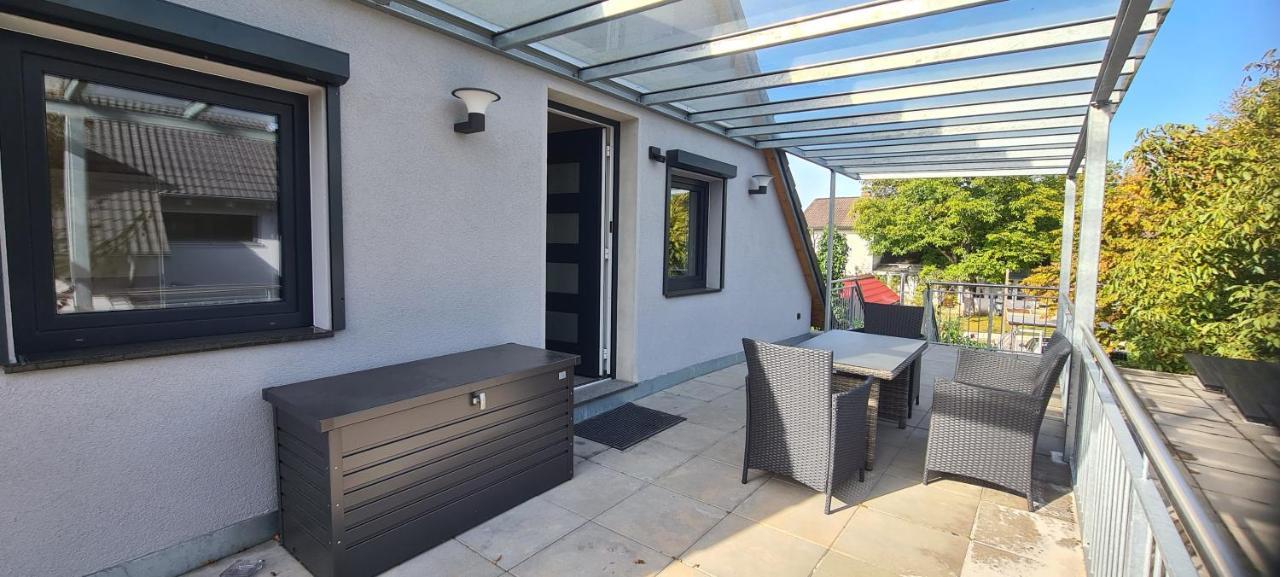 Moderne Ferienunterkunft/Wohnung Burgthann Екстериор снимка